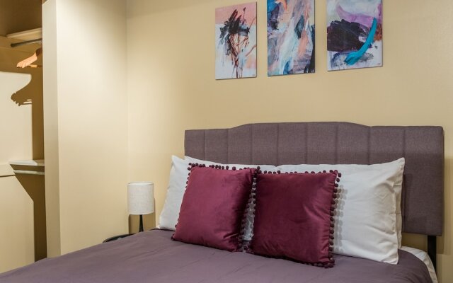 Downtown Jacksonville Apts by Frontdesk