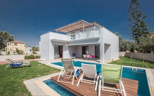 Celebrity Villa Scotty T D2