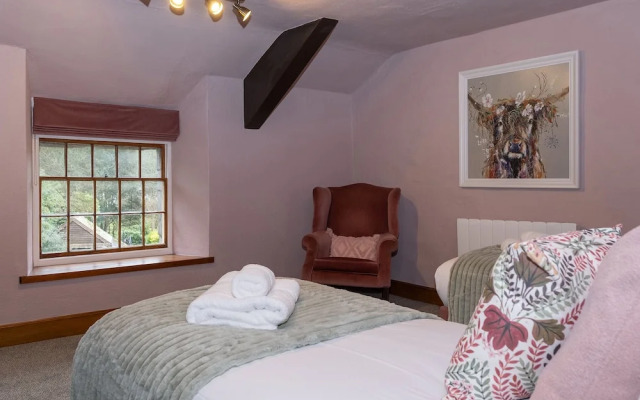 Watermouth Castle, Rhododendron Apartment