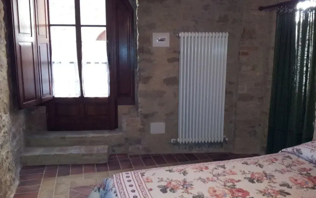 Castello di Cisterna