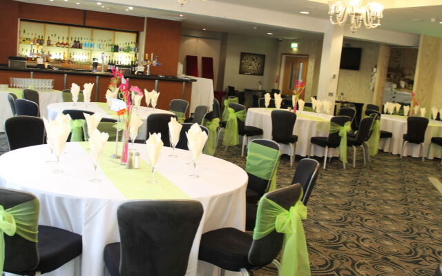 The Pinewood Hotel