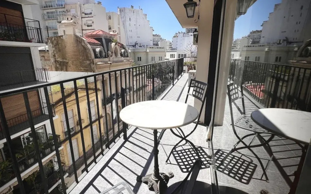 Exclusive Apartment in Recoleta BN4 by Apartments Bariloche
