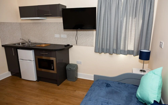 Alexander Apartments Studios