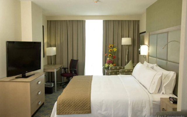 Holiday Inn Express Hotel & Suites Cuernavaca by IHG