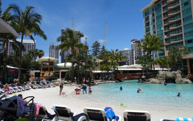 Mantra Crown Towers