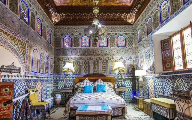 Eden Meknes
