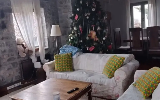 Vitina Number 5 House