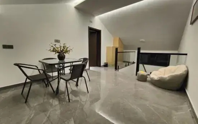 Jiuhuashan Fumanlou Homestay