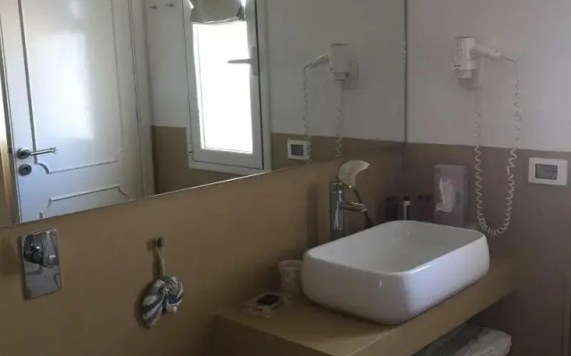 Suite Beach B&B and Club