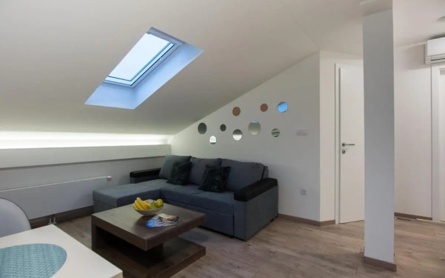 Seasons apartmani