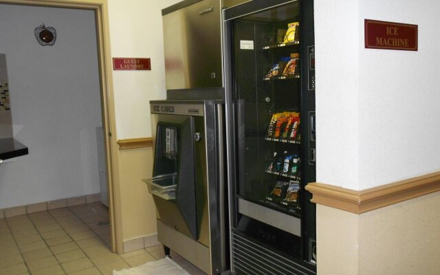 Best Western Roanoke Inn & Suites