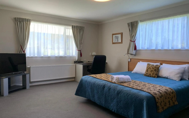 High Peaks Hotel