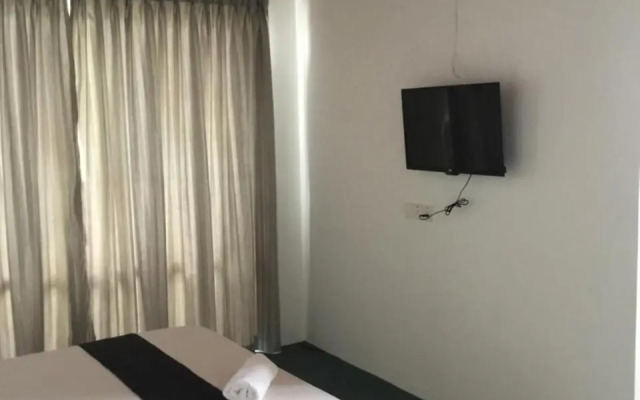 West Inn Colombo