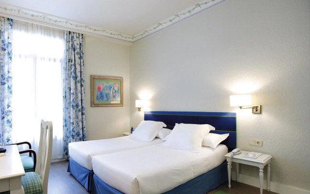 Hotel Niza