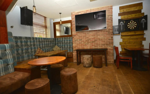 Whites Hotel