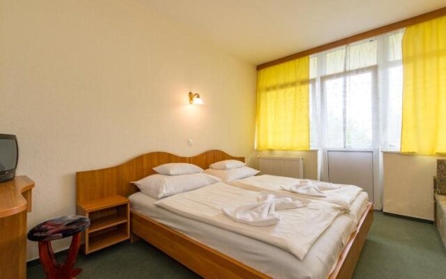 Hotel Nostra
