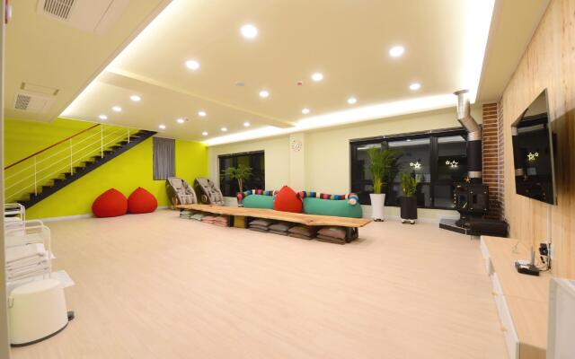 Paju pollvilla warabel