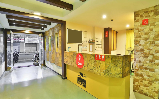 OYO 11578 Nova Hotel Nildeep