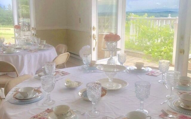 Cayuga Lake Inn Ithaca Hotel Alt