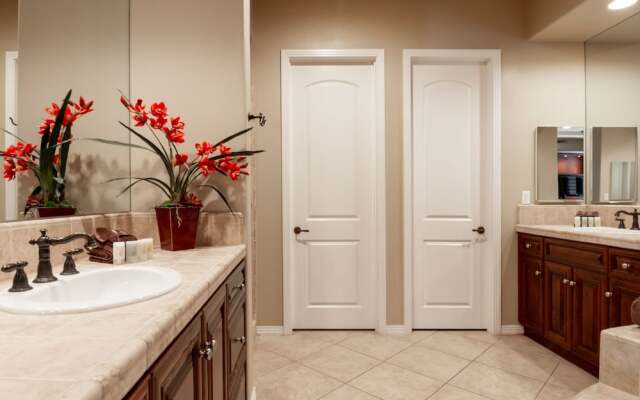 Serenity in the Desert Five Bedroom House