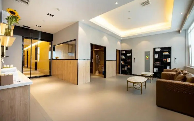 Madison Hotel Zhengzhou Erqi Plaza