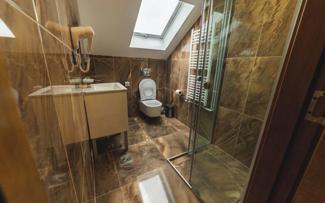 Luxury Hotel King Bo