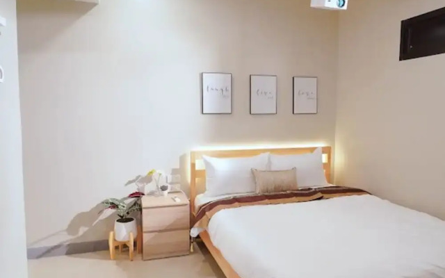BnB98 Silom Hotel