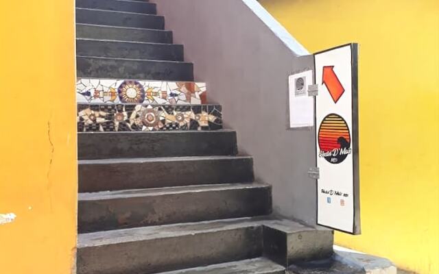 Hostel Dmais