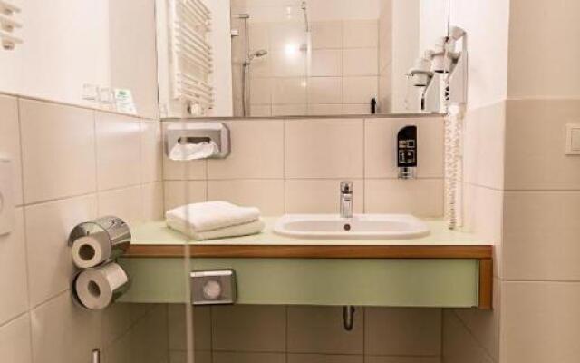 24seven Apartments - Self Check-IN