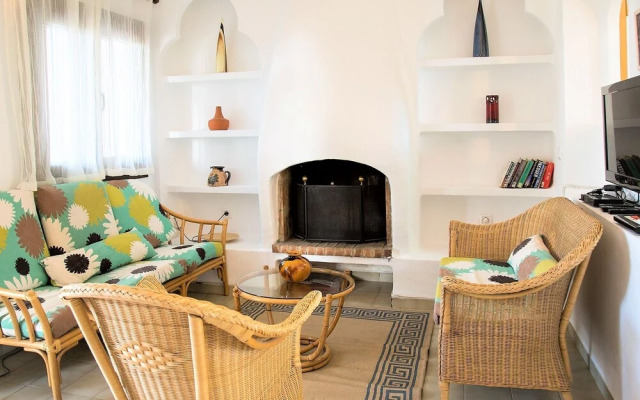 Dreamy Holiday Home in Pals With Swimming Pool