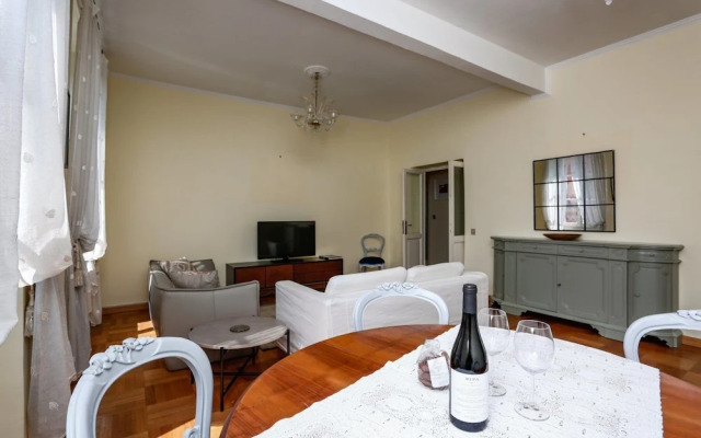 Wonder Vatican Family