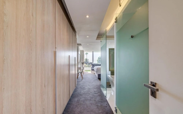 Elegant Apartment at the Waterclub Amani Views