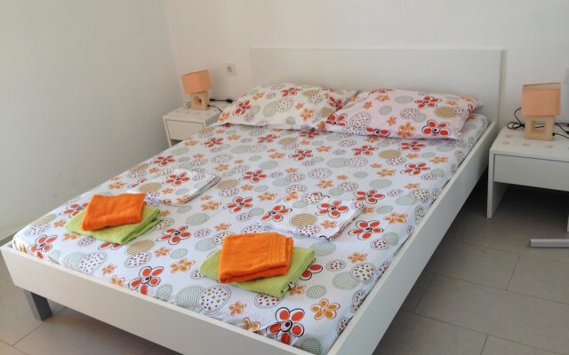 Apartments Mira LUN