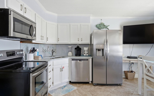 Gulf Village 207