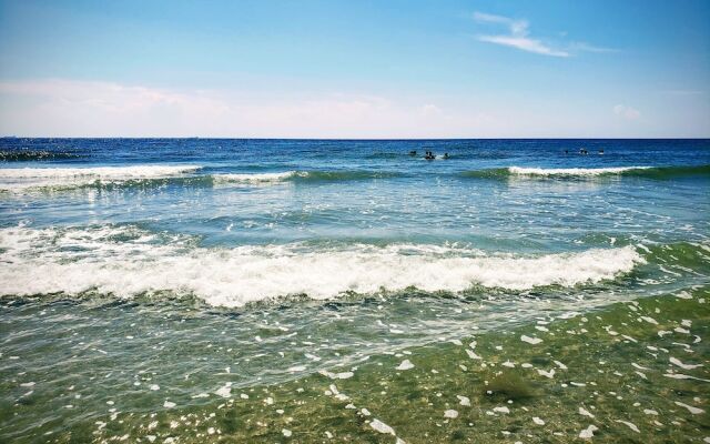 Asher House 4 Bedroom Home by Redawning