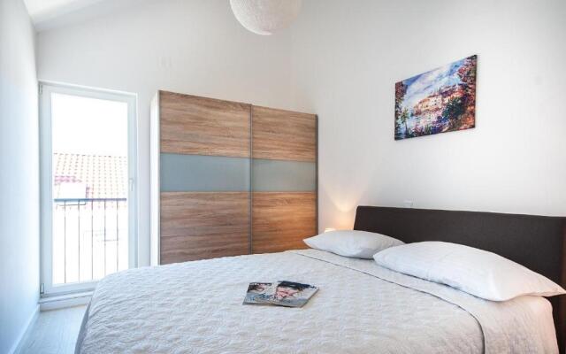 Apartment Sea Breeze