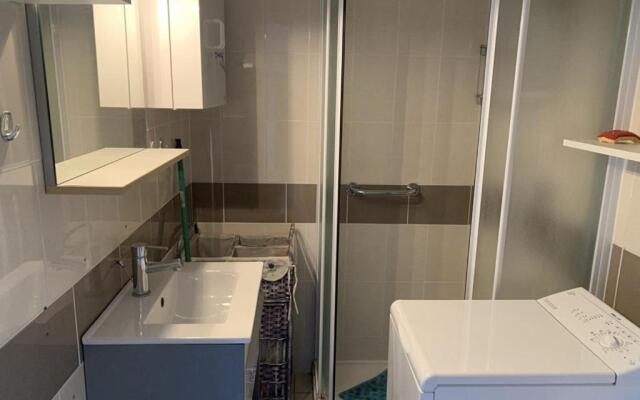 Appartement Balaruc-les-Bains, 1 pièce, 2 personnes - FR-1-571-20