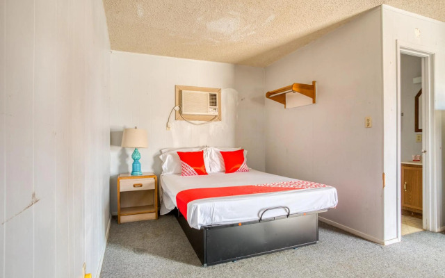 OYO Hotel Breckenridge TX Hubbard Creek Lake