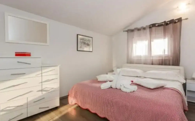 Apartments Roda - Comfort One Bedroom Apartment With Terrace -