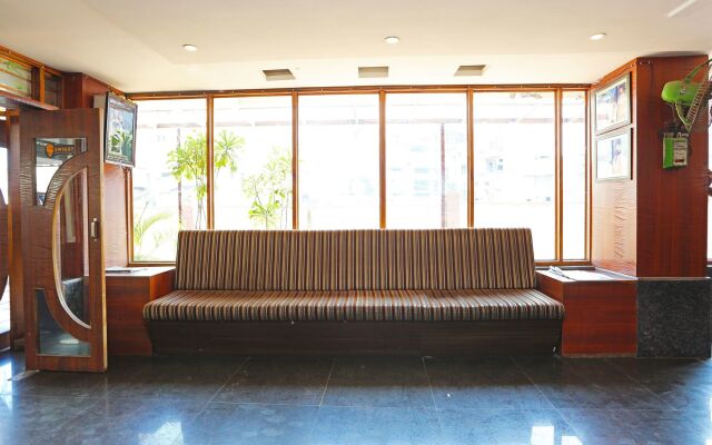 OYO 1405 KBR Centre