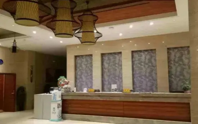 Fuxin County 25 Hour Hot Spring Apartment