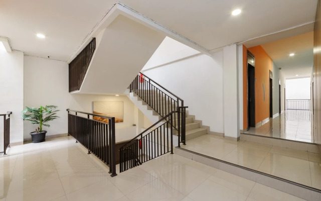 Sans Hotel Max Living Cengkareng