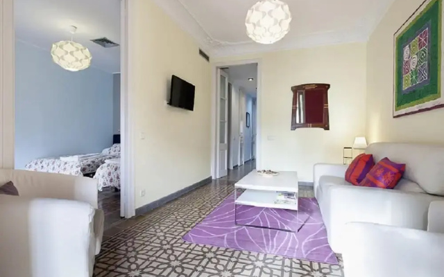 Rambla Paris Apartment