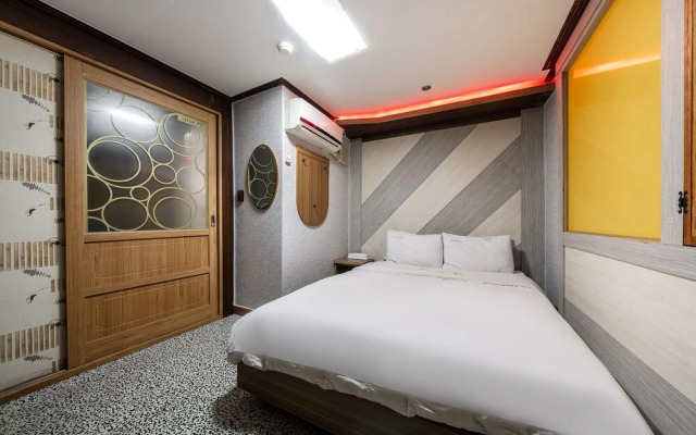 Incheon Hotel W