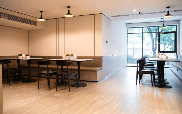 Hanting Hotel Taizhou Luqiao Passenger Terminal Center