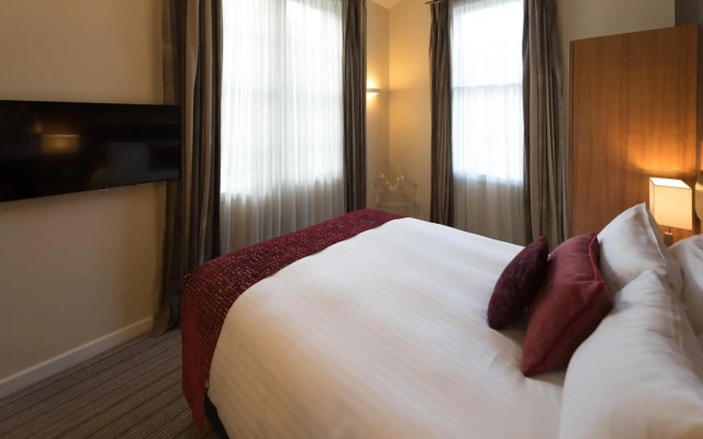 Leopold Hotel