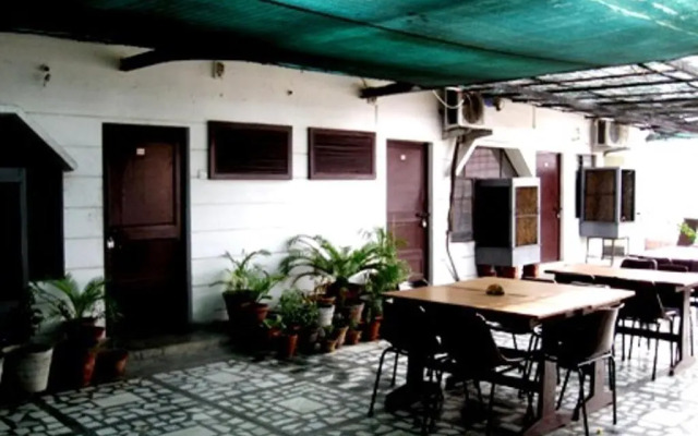 Hotel Ajay International