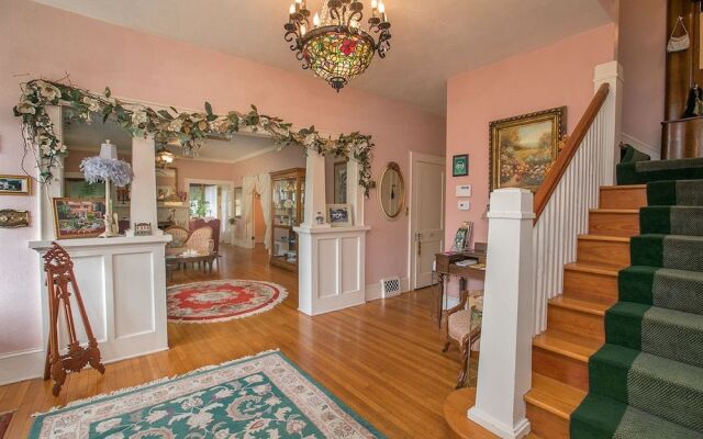Magnolia Inn Bed & Breakfast