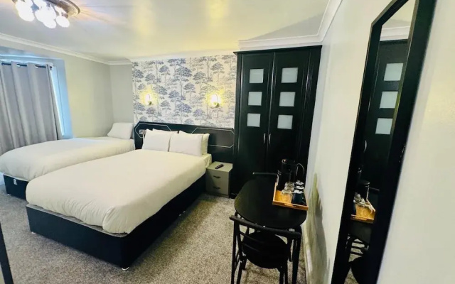 Sachi Hotel