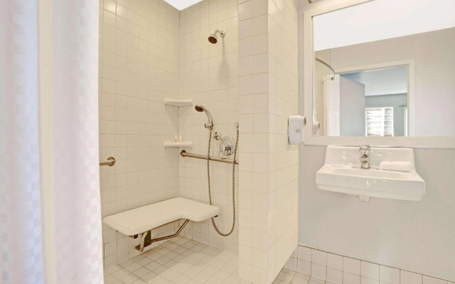 Travelodge by Wyndham Mill Valley/Sausalito